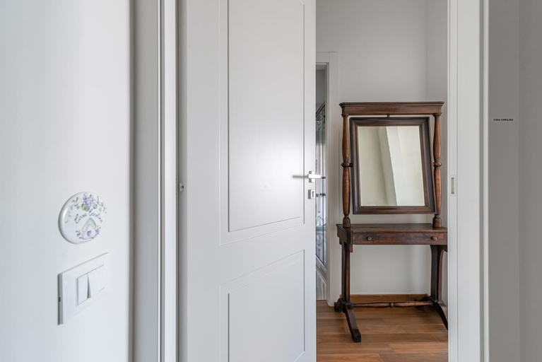Others 5, CITY CENTER - LUIGI&CAROLINA APARTMENTS - by Host4U, Pavia