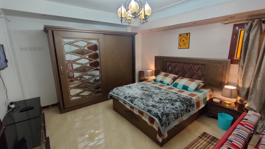 شقة عباس العقاد سوبر لوكس 702 للعائلات فقط, Nasr City 1