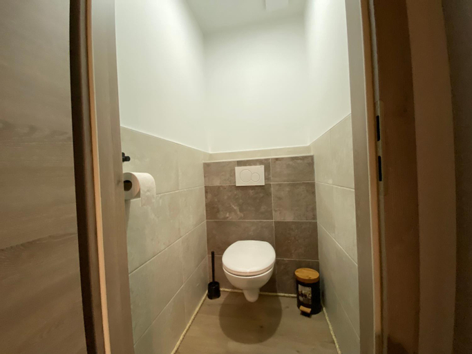 Bedroom 4, Les Chalets des Capucines & Jacuzzi privatif, Vosges