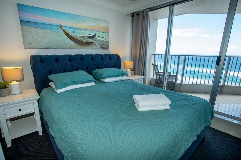 Bedroom 4, BEACHSIDE/ PARADISE  BEST VIEWS GOLD COAST, Gold Coast
