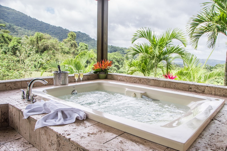 Bathroom 3, Lomas del Volcan, San Carlos