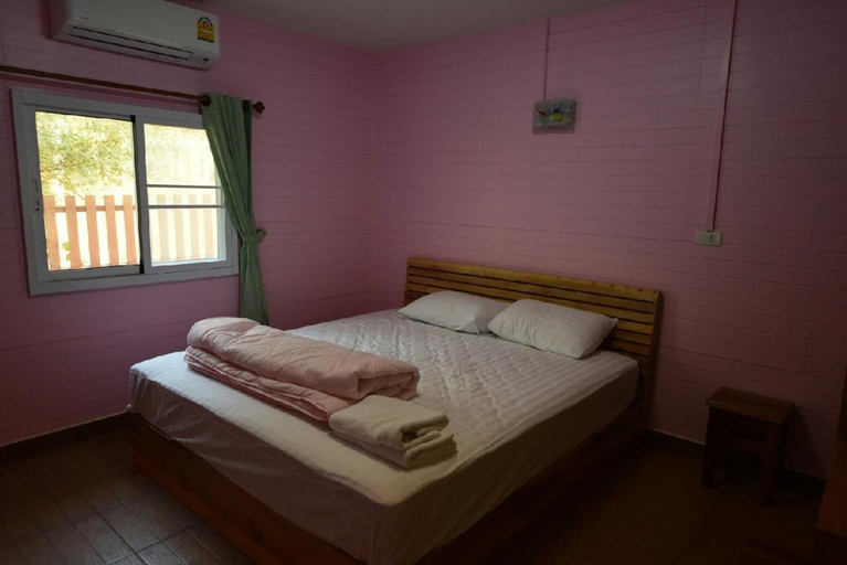 Bedroom 2, Campchamao  Homestay , K. Khao Chamao