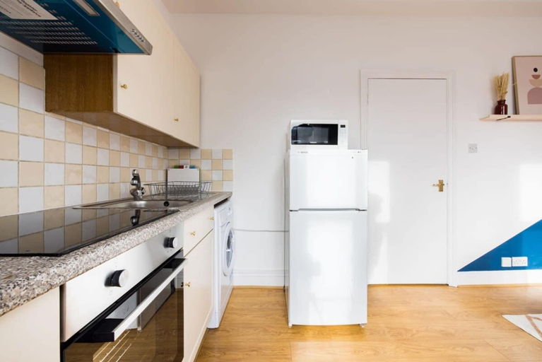 Others 4, Stylish 1 Bedroom Flat - Shepherds Bush, London