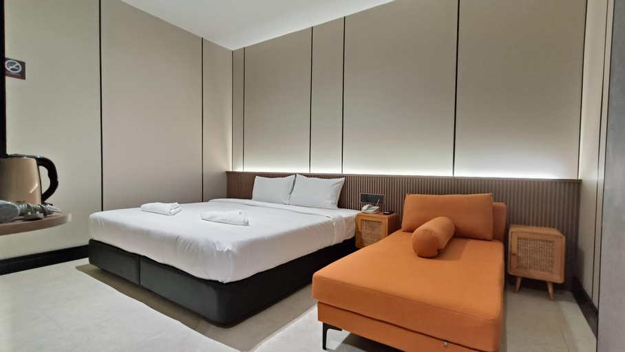 Bedroom 13