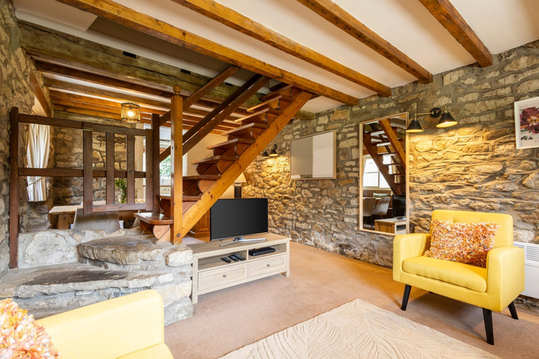 Room 2, Host Stay Byre Cottage, North Yorkshire