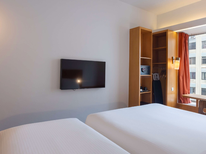 Bedroom 22