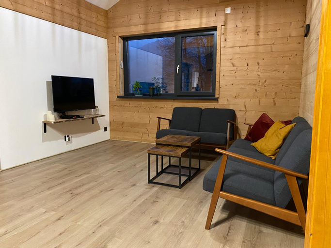 Others 5, Les Chalets des Capucines & Jacuzzi privatif, Vosges