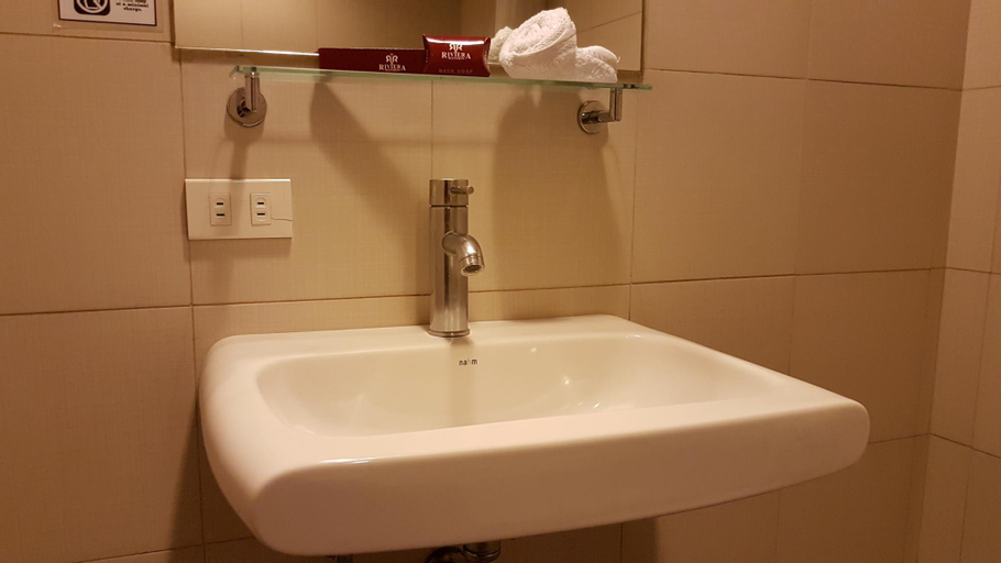 Bathroom 5