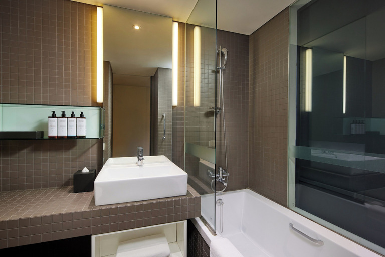 Bathroom 5, Shilla Stay Guro Digital Complex Station, Dongjak