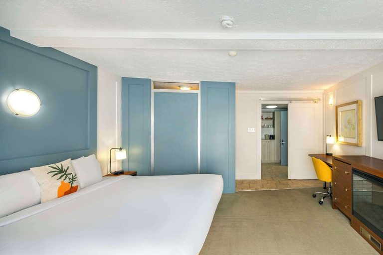 Bedroom 15
