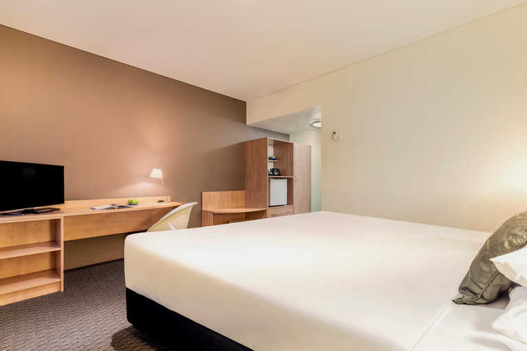 Bedroom 18