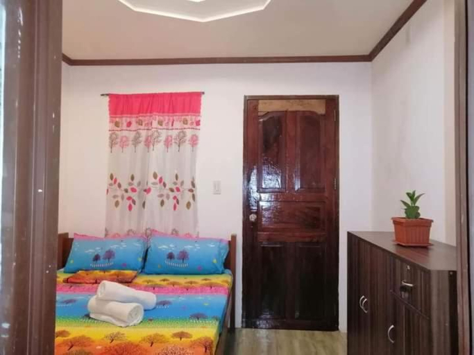 Others 4, Dhadas place, San Vicente