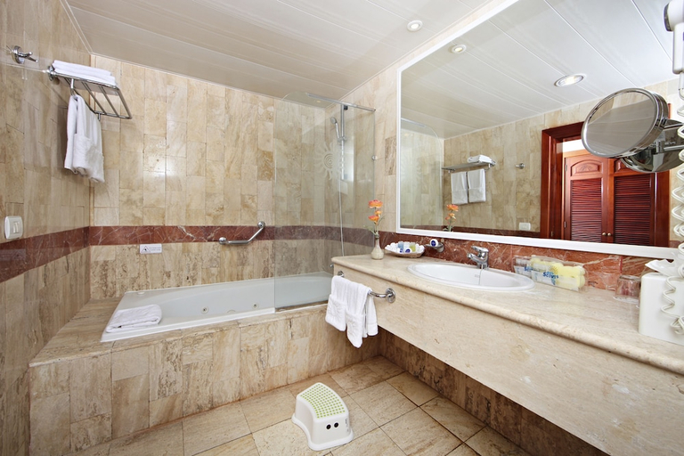 Bathroom 5, Bahia Principe Explore Turquesa Hyatt Incl Col AI, Salvaleon de Higuey