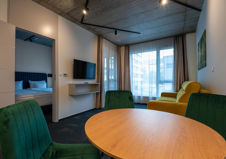 Others 5, Noir Hotel, Szeged