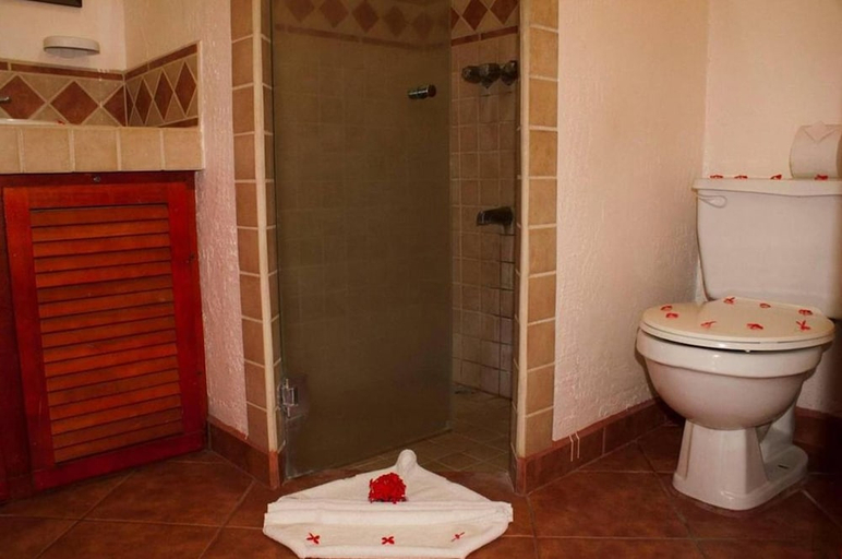 Bathroom 4, Beach Break Resort, Garabito