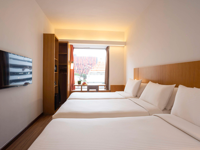 Bedroom 28