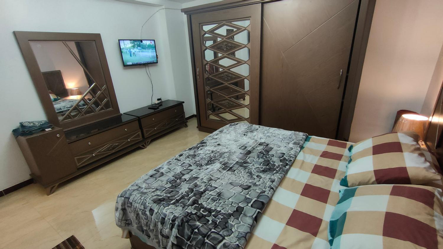شقة عباس العقاد سوبر لوكس 702 للعائلات فقط, Nasr City 1