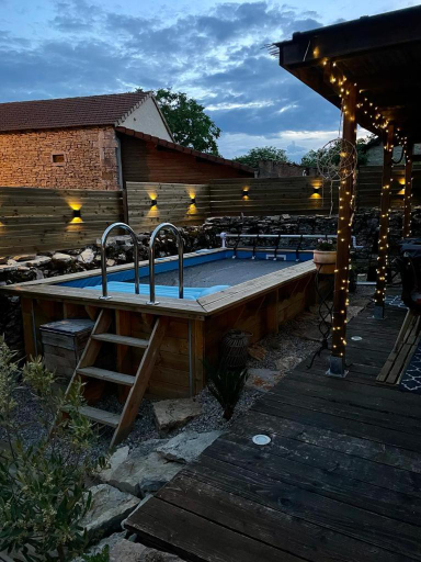 Swimming pool, La grange, Lot