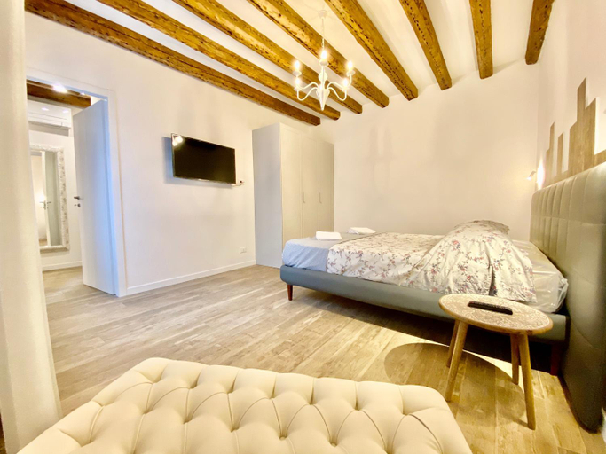 Others 2, Suite House 4343 apartments, Venezia