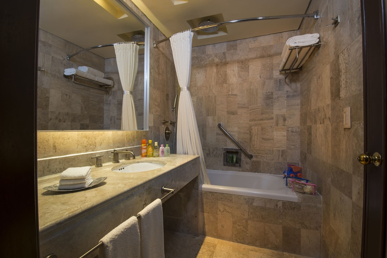 Bathroom, Paradisus Cancun, Benito Juárez
