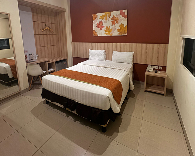 Bedroom 12