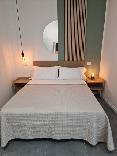 Bedroom 3, Incoming Cesare Cortese, Napoli
