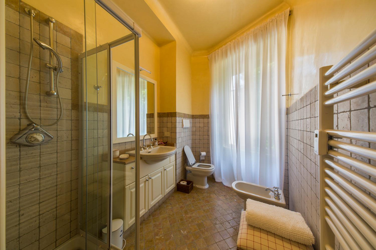 Bathroom 2, BED and BIKE -BERGAMO Dream House, Bergamo