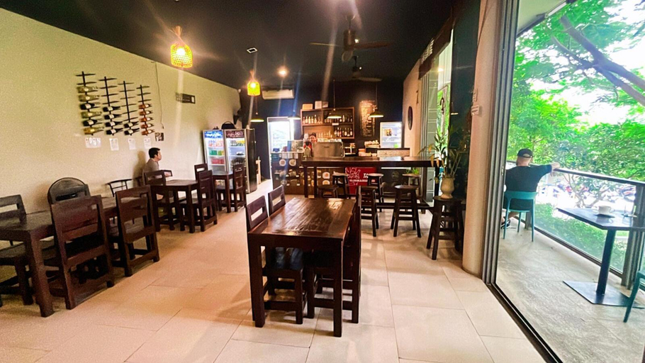Food & Drinks 5, Sea View High Floor 2 Bed Room-Excellent Location, Pattaya