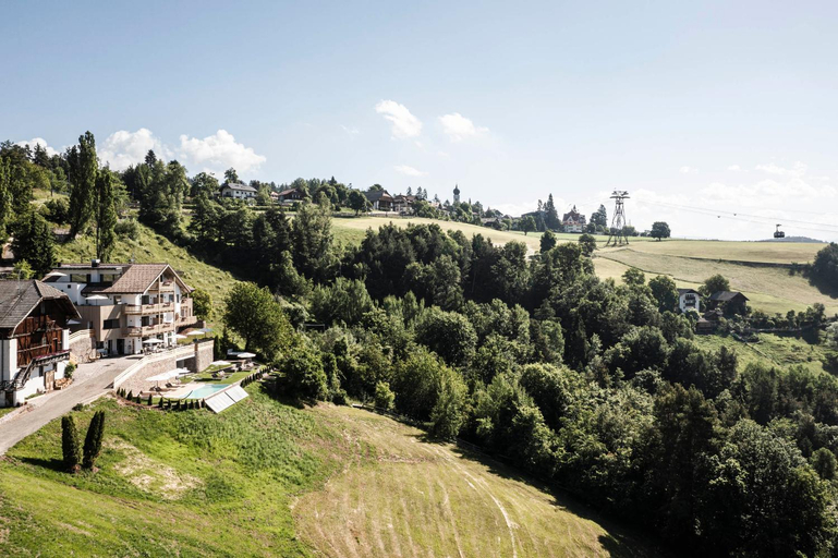 Others 4, Pippos Mountain Lodge, Bolzano