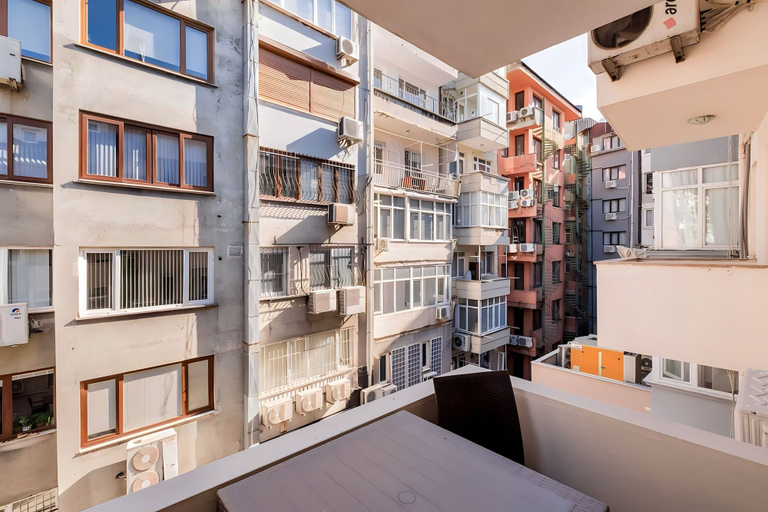 Others 4, ERDEM, Şişli