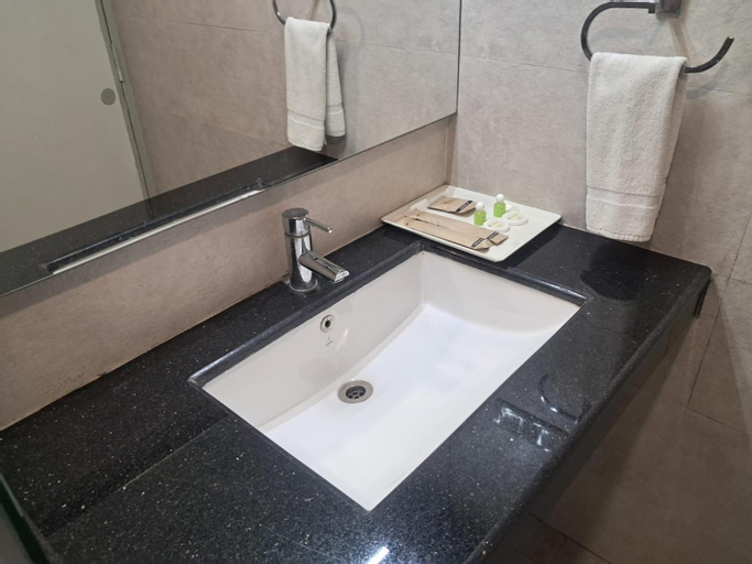 Bathroom 6