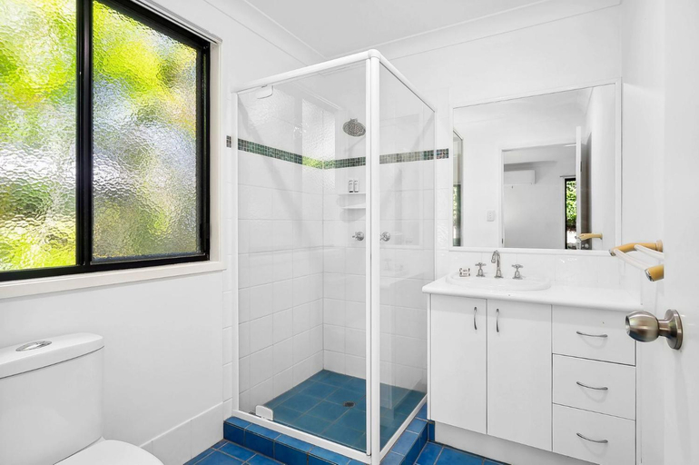 Bathroom, 252 David Low Way, Noosa - Sunshine-Peregian