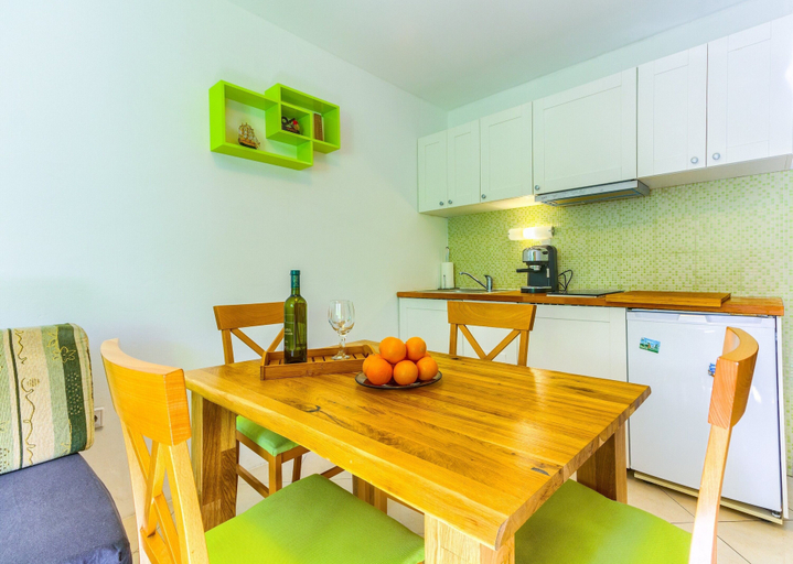 Others 5, Apartments Filipovic with garden, Split