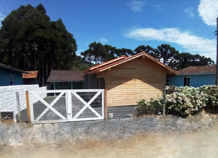 Others 3, Suites de Ferias Alternativa, Urubici