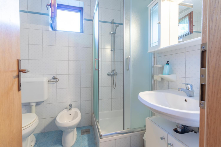 Bathroom 2, Apartments with parking space Baska, Krk - 19480, Baška