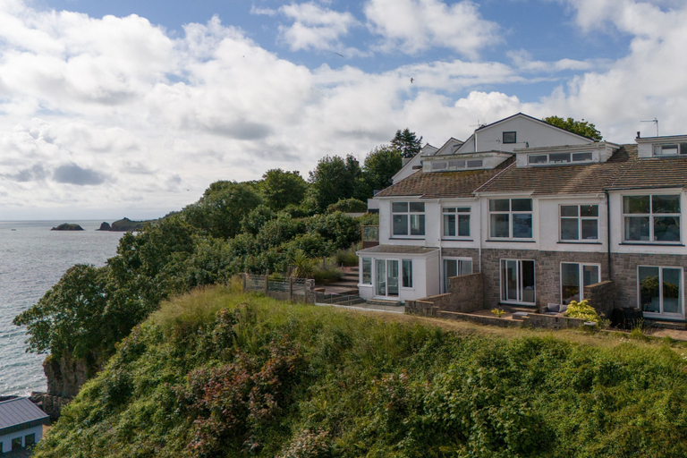 Exterior & Views 2, Captains View - Sea and Harbour Views Parking, Pembrokeshire