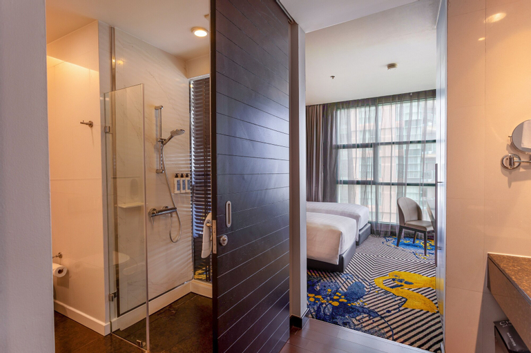 Bathroom 23