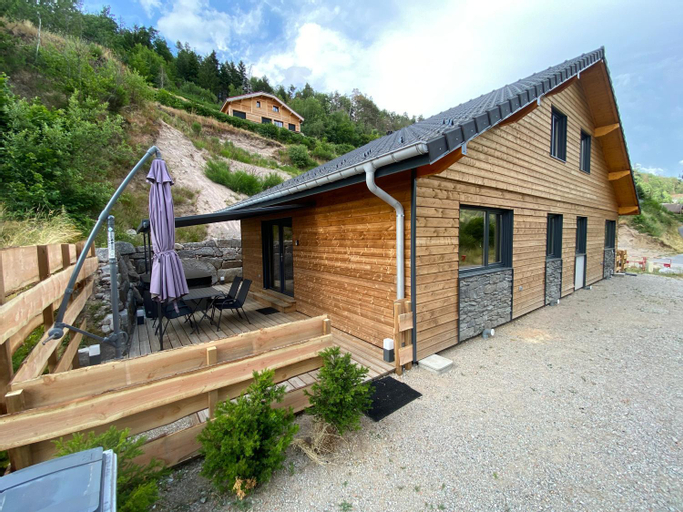Exterior & Views 1, Les Chalets des Capucines & Jacuzzi privatif, Vosges