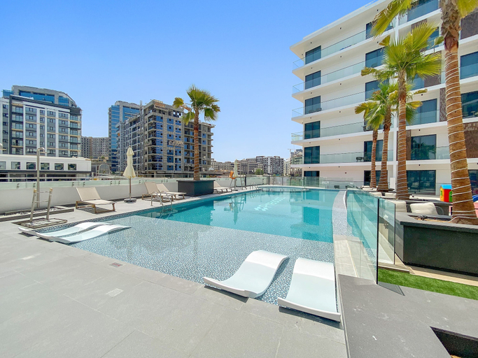 Sport & Beauty 3, Cosy studio apartment with pool gym game room, Dubai