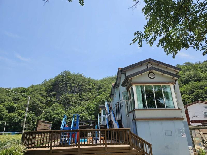 Goesan Glam Pension, Goesan