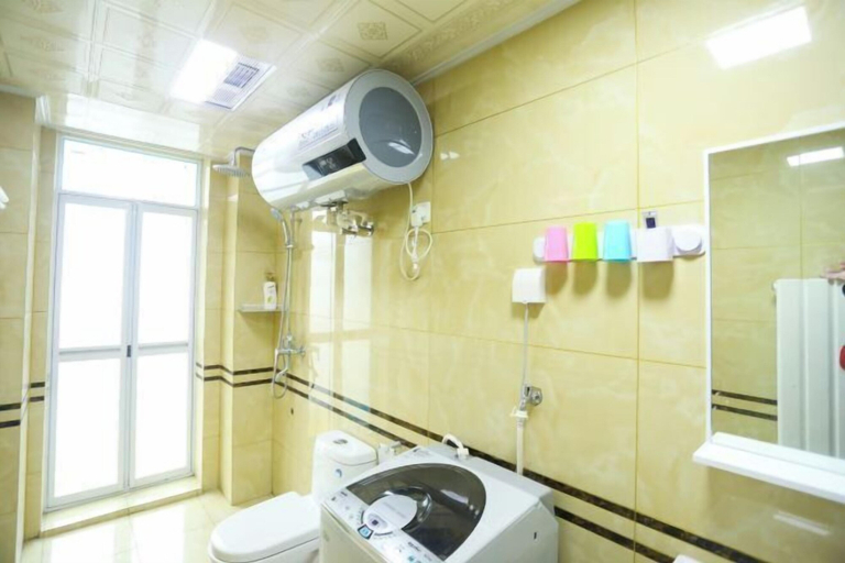 Bathroom 4, Qingdao Jinshatan Romantic Apartment, Qingdao