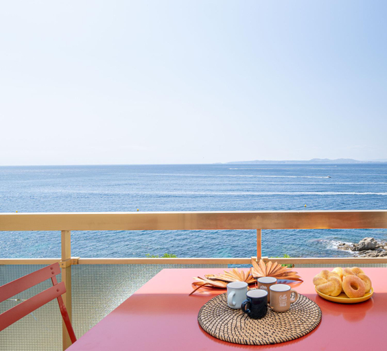 Exterior & Views 3, sea blue apartment, Girona