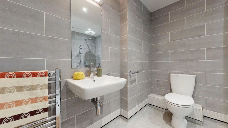 Bathroom 3, Westcombe House, London