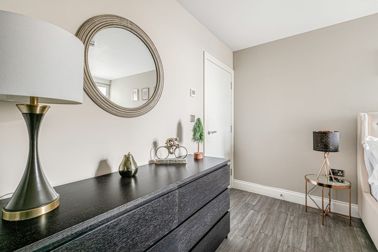 Others 4, Bright Charming Condo Short Walk to Beach Pier, Brighton and Hove