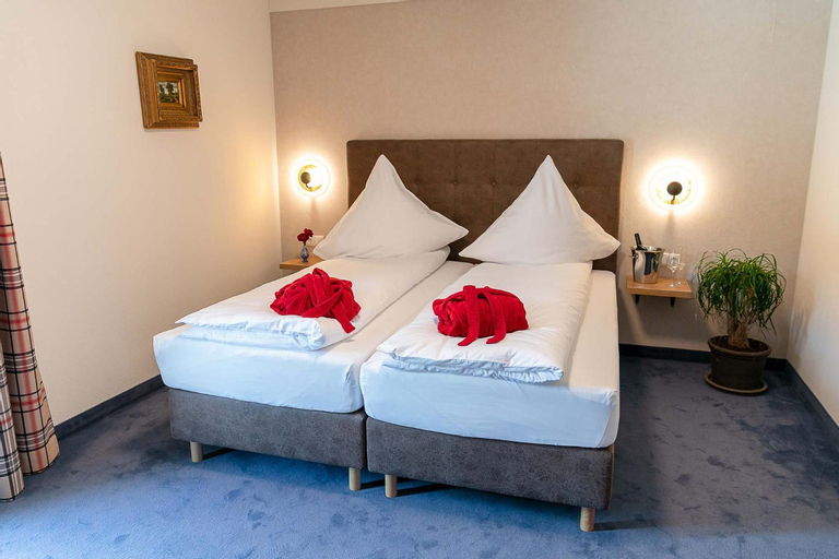 Bad Resort, Straubing-Bogen