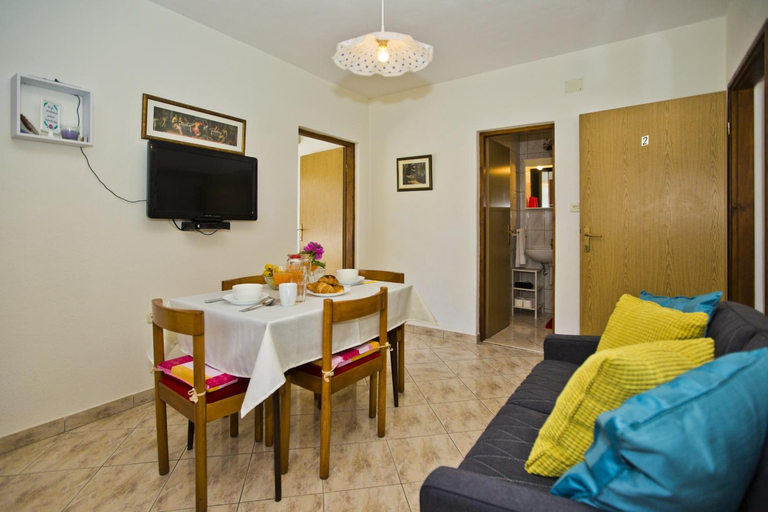 Others 5, Lina Vrankovic Apartments, Hvar