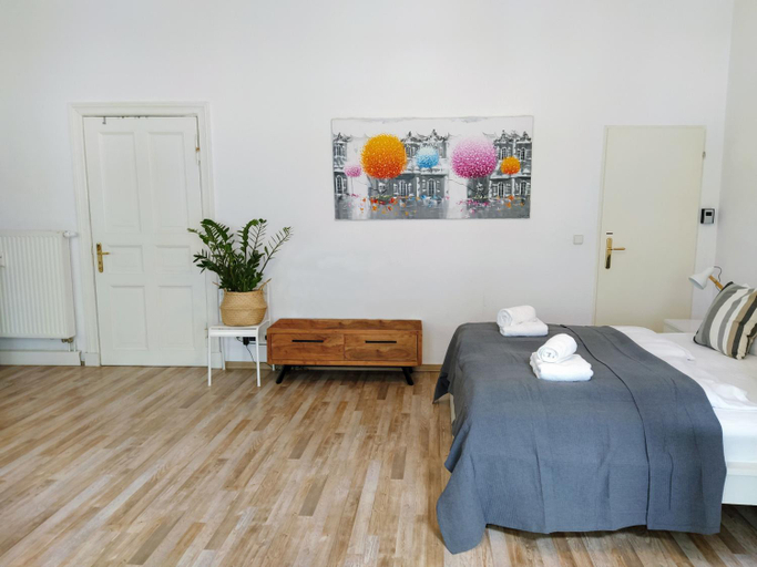 Bedroom 2, Cozy studio in Friedrichshain, 4 quiet guests only, Berlin