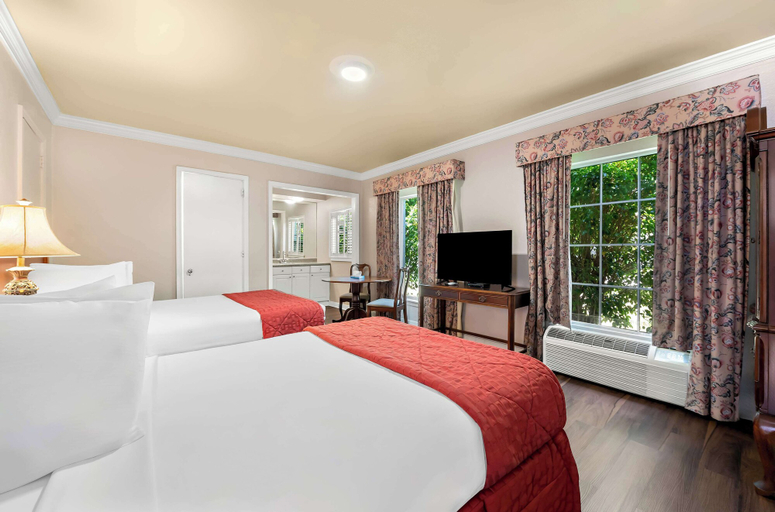 Bedroom 4, Americas Best Value Inn Historic Clewiston Inn, Hendry