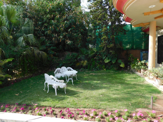 Others 3, Paramount GuestHouse, Islamabad