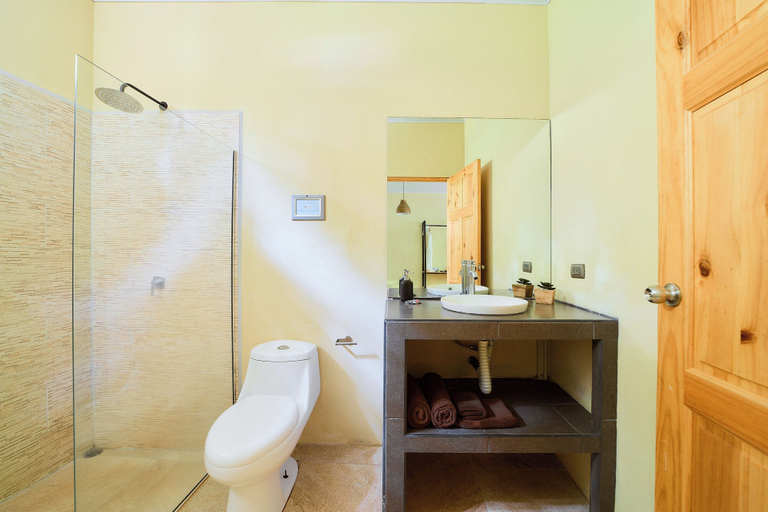 Bathroom 4, La Tica y la Gata, Talamanca